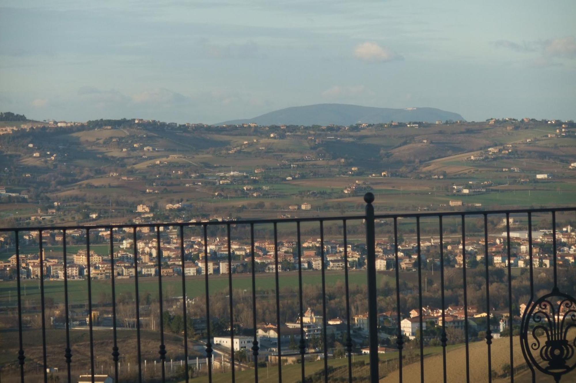 Hotel La Rosa Dei Venti Monte San Giusto Pokoj fotografie